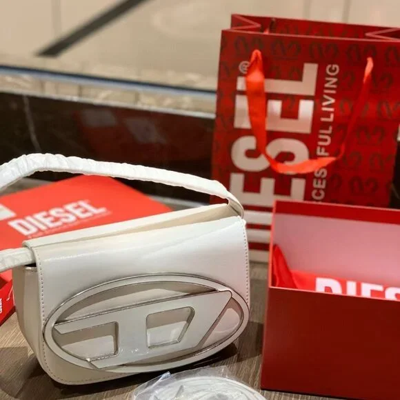 Diesel white handbag - Picture 4 of 4